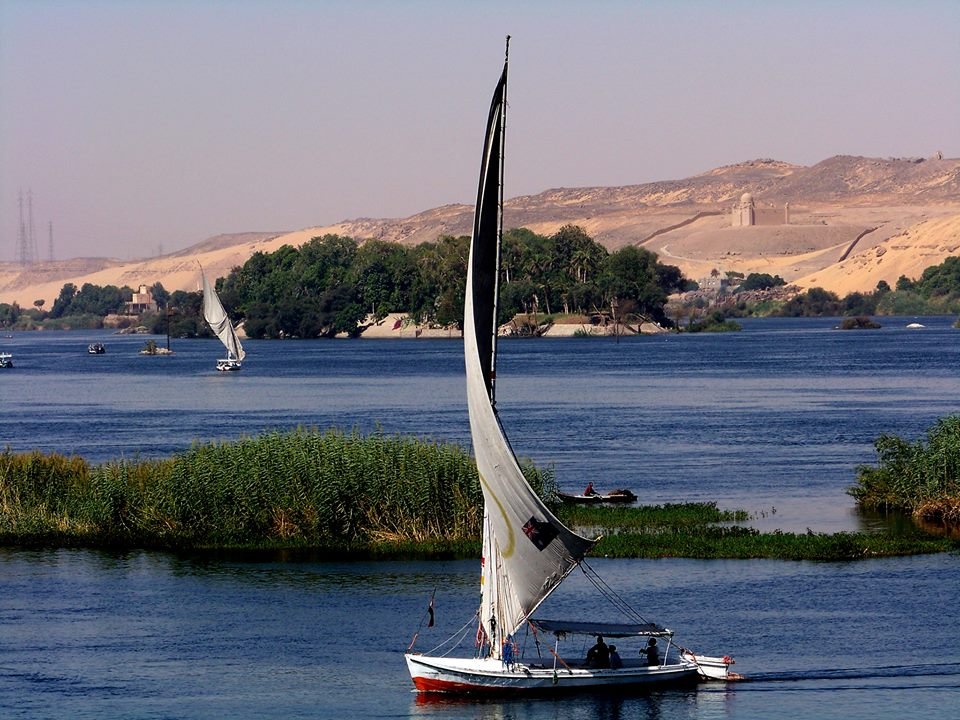 Valley of the Kings & West Bank Full Day