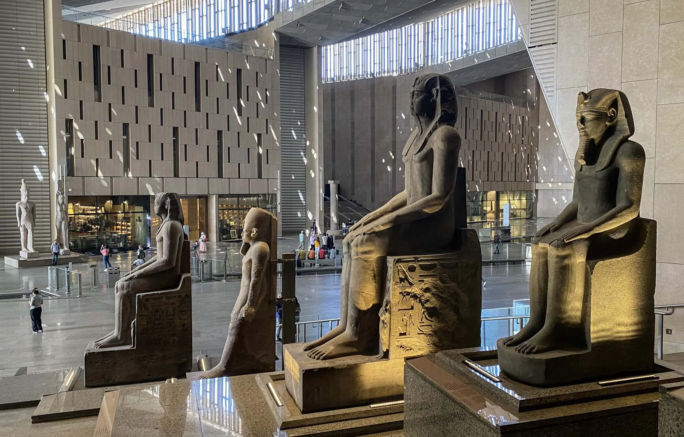 Private Day Tour to Pyramids & the Grand Egyptian Museum